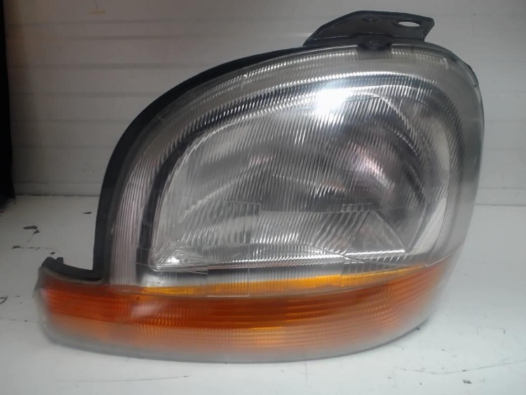Gruppo ottico anteriore principale sinistro (luci)(faro)