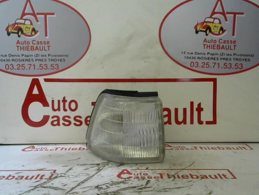 Gruppo ottico anteriore secondario destro (luci)(freccia)