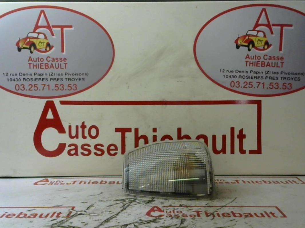 Optique avant secondaire gauche (feux)(clignotant)