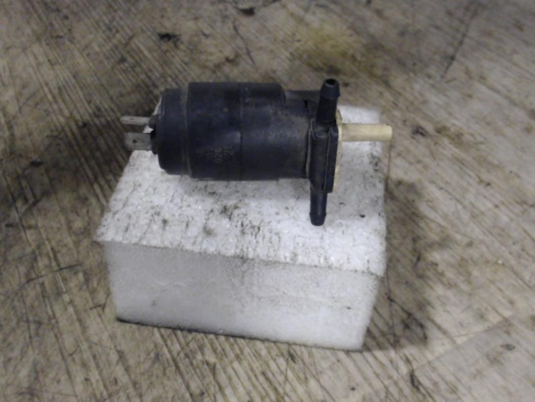 Pompe lave glace avant