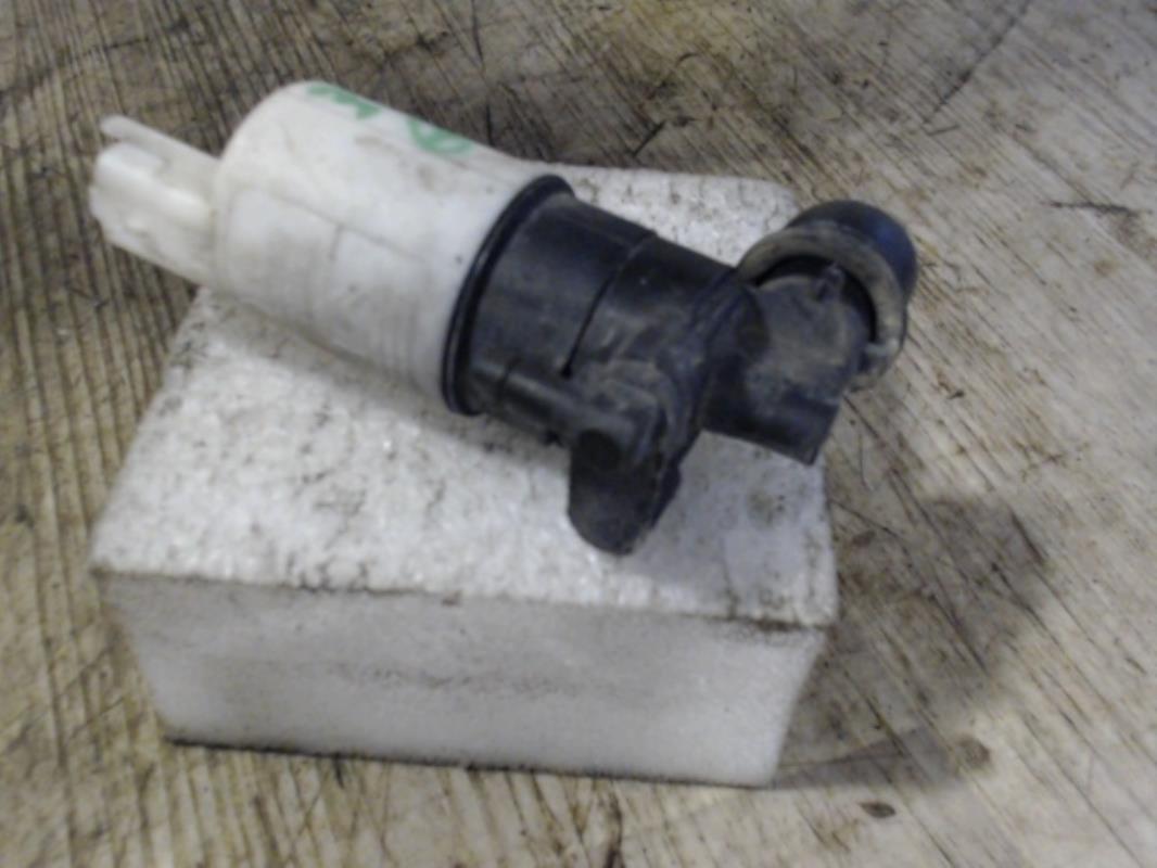 Pompe lave glace avant