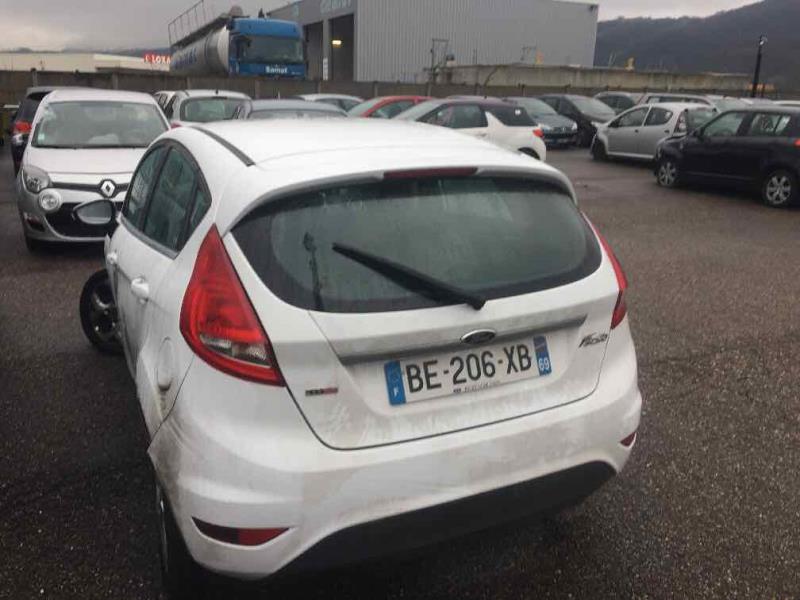 Motore tergicristallo anteriore