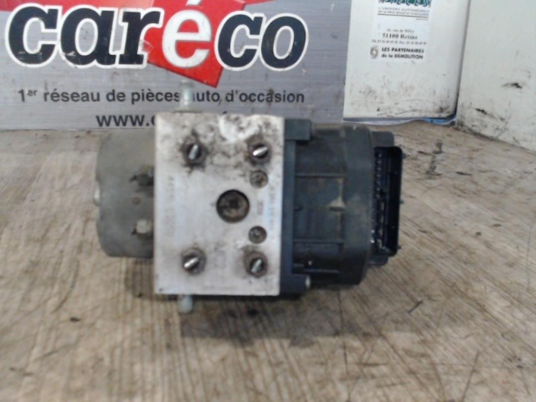 Bloc ABS (freins anti-blocage)