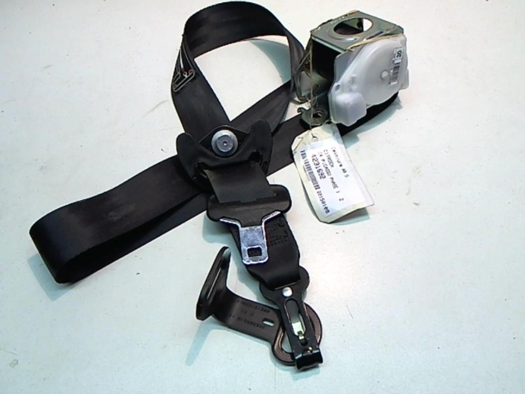 Ceinture arriere droit