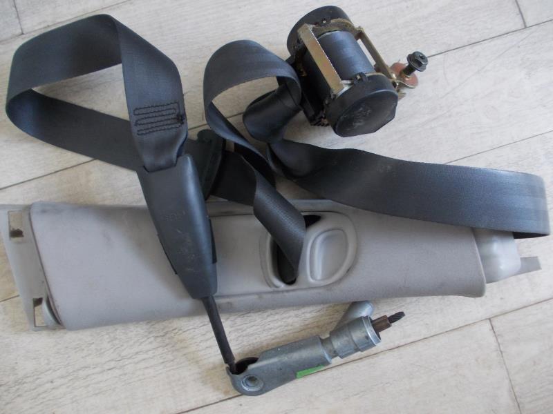 Ceinture avant droit