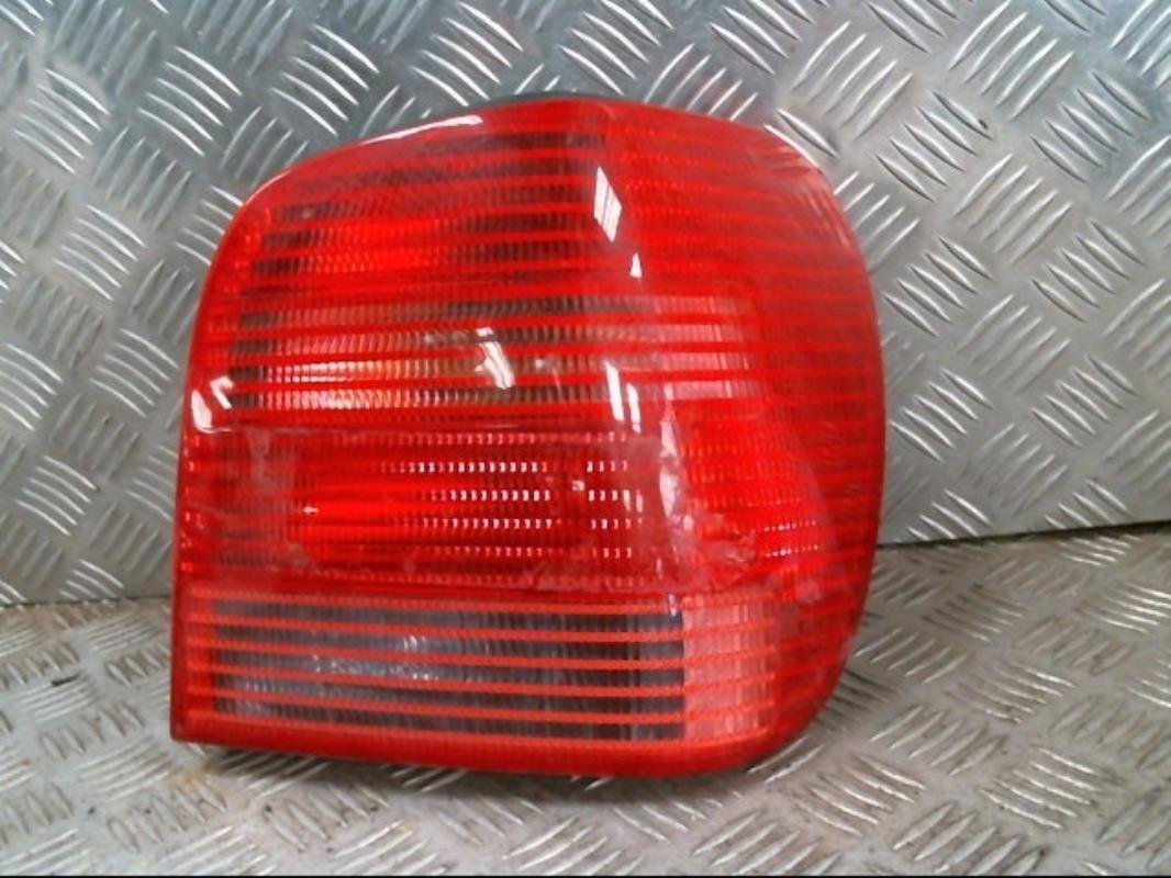 Fanale posteriore principale destro (luci)