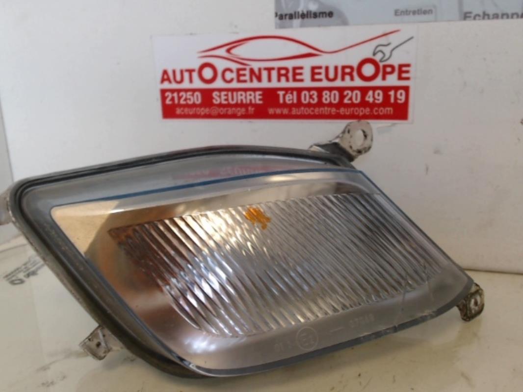 Gruppo ottico anteriore secondario destro (luci)(freccia)