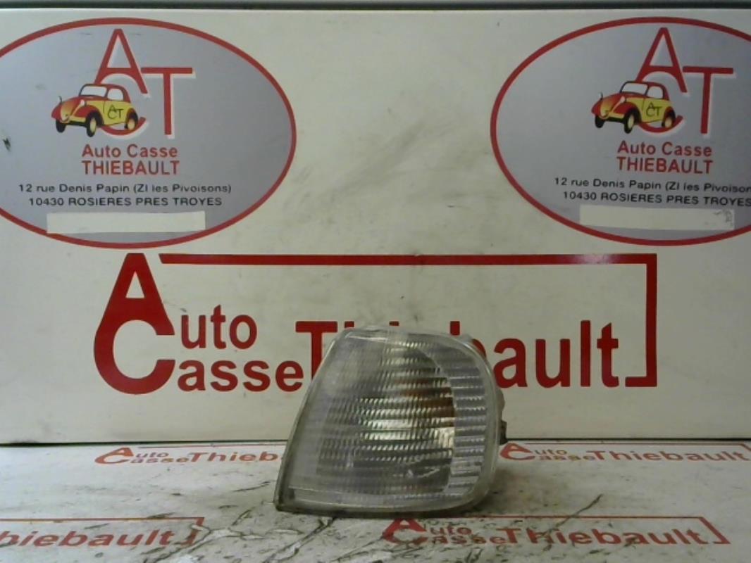 Optique avant secondaire gauche (feux)(clignotant)