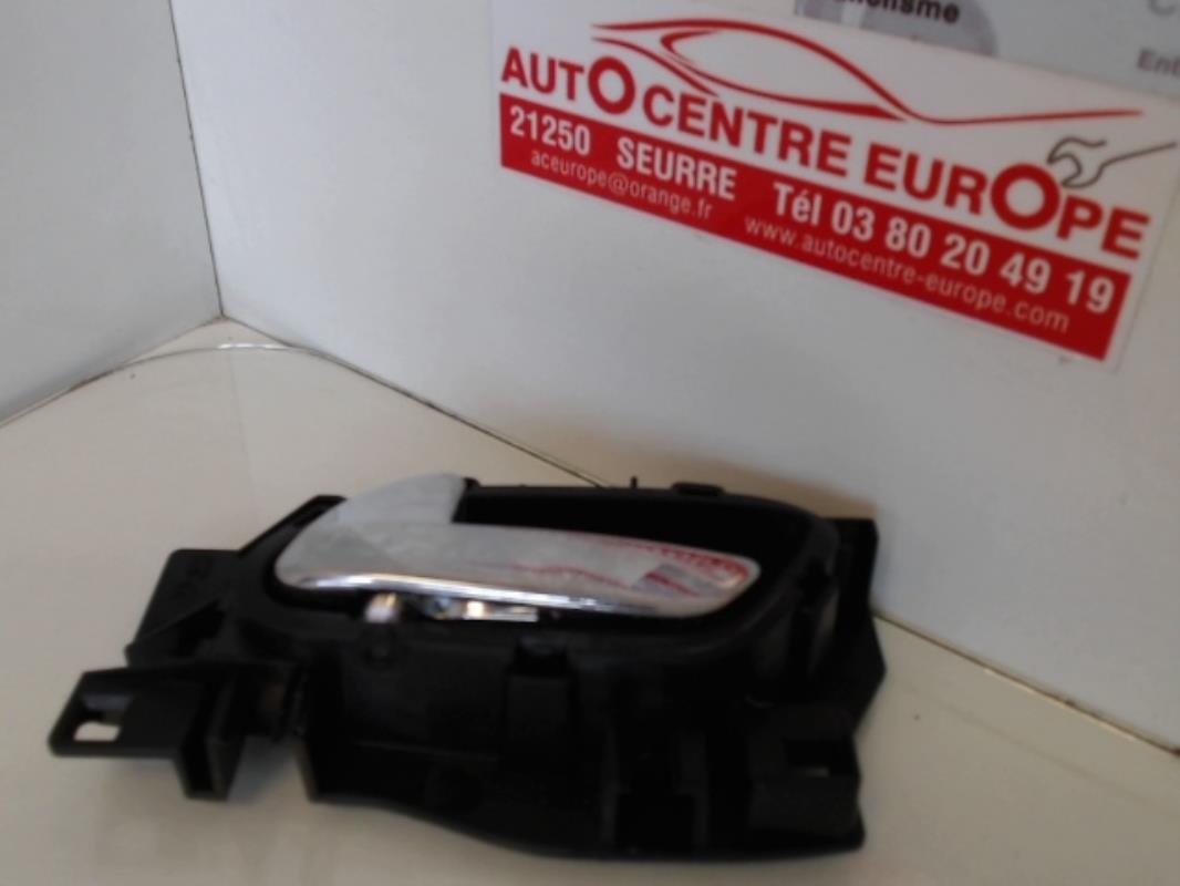 Poignee interieur arriere gauche