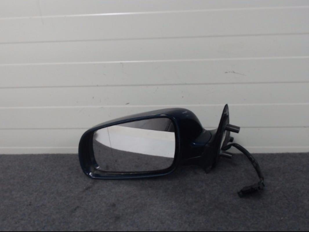 Retrovisor izquierdo