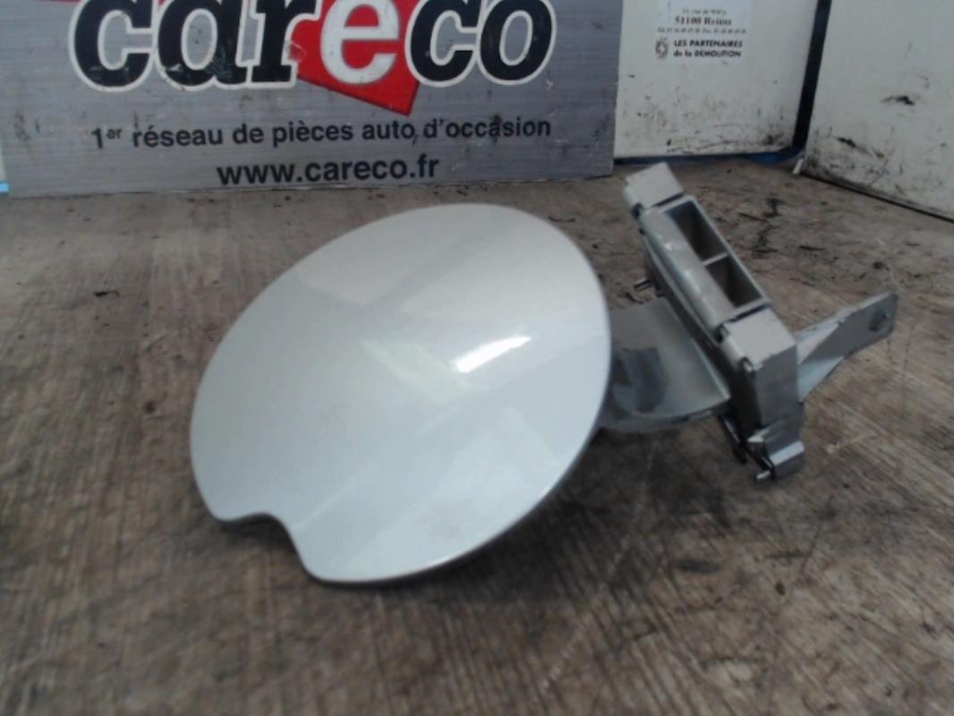 Trappe d'essence