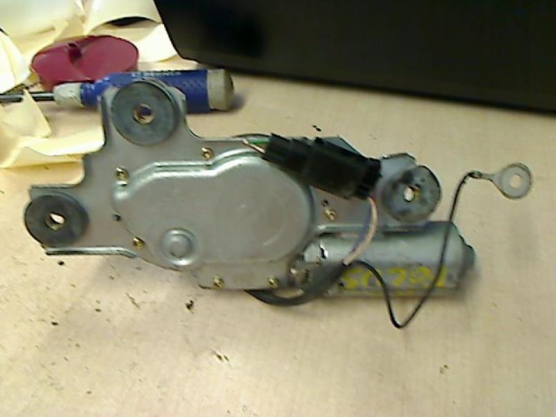 Moteur essuie glace arriere