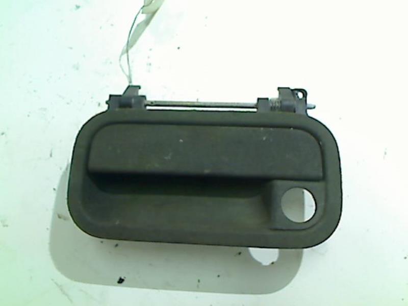 Poignee porte avant gauche