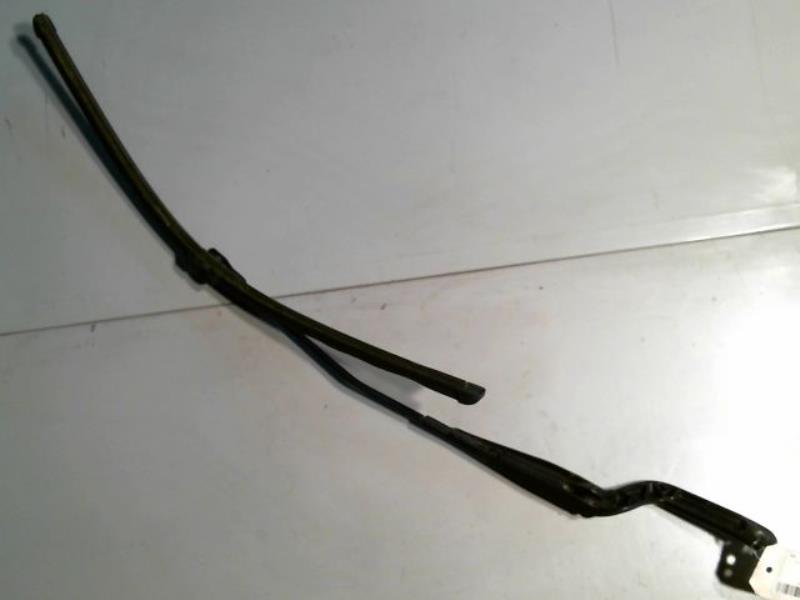 Limpiaparabrisas delantero izquierdo