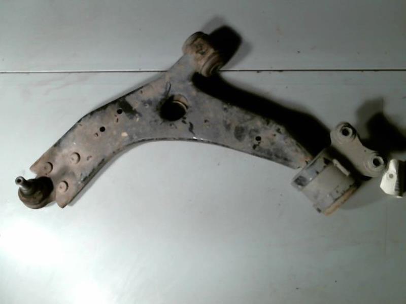 Triangle inferieur avant gauche