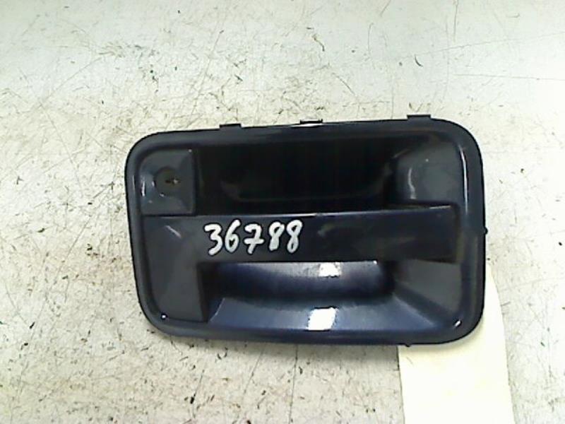 Poignee porte avant gauche