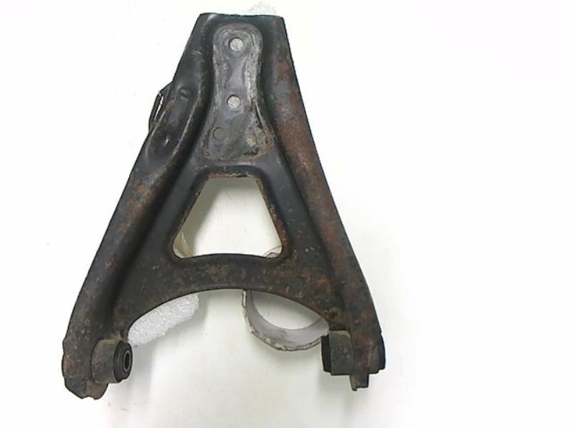 Triangle inferieur avant gauche