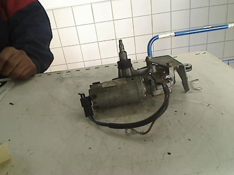 Motore tergicristallo posteriore