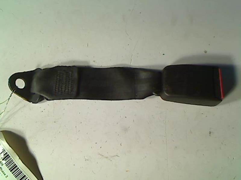 Attache ceinture arriere centrale