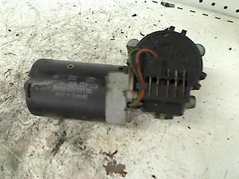 Moteur essuie glace avant