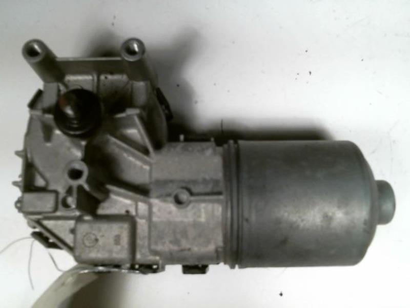 Motor de limpiaparabrisas delantero
