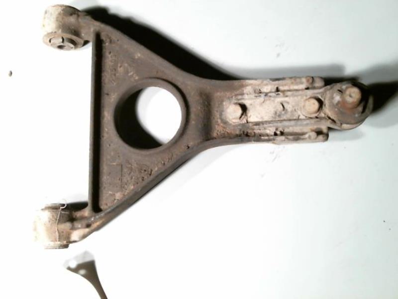 Triangle inferieur avant gauche