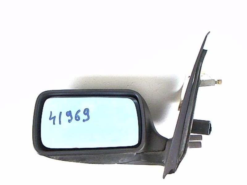 Retrovisor izquierdo