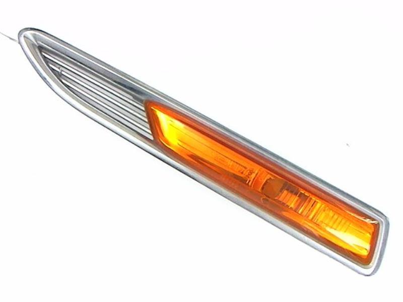 Repetidor intermitente delantero izquierdo (luces)