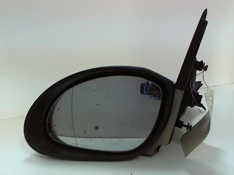 Retrovisor izquierdo
