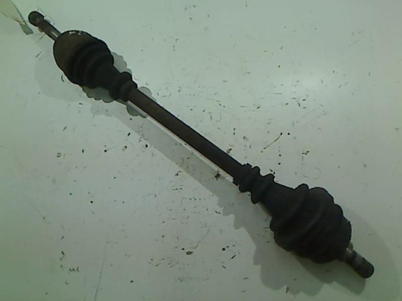 Cardan gauche (transmission)