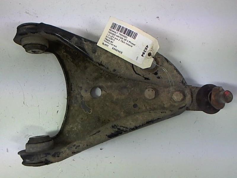 Triangle inferieur avant gauche