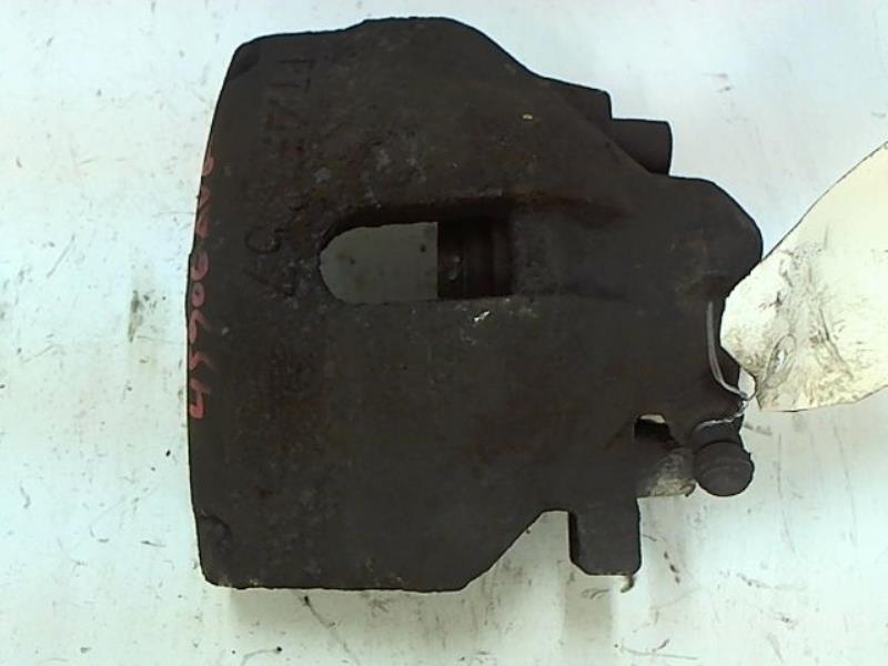 Etrier avant gauche (freinage)