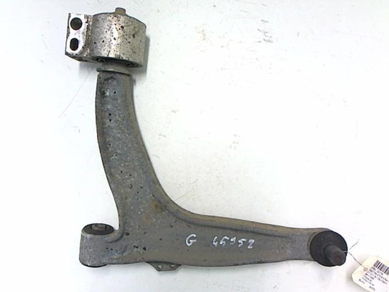 Triangle inferieur avant gauche