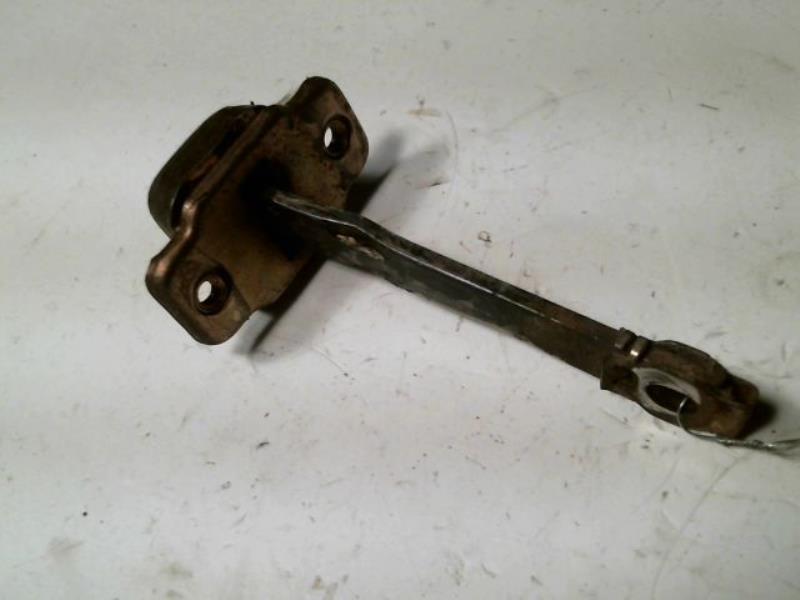 Tirant de porte avant droit