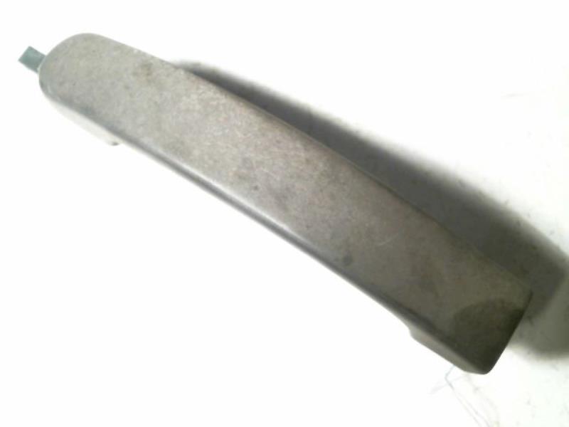 Poignee porte avant gauche