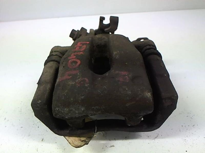Estribo trasero izquierdo (freno)