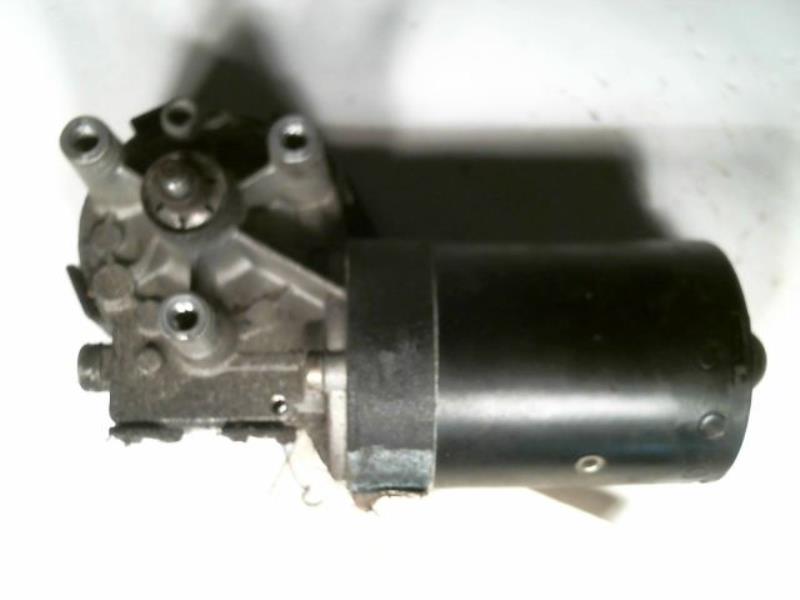Moteur essuie glace avant