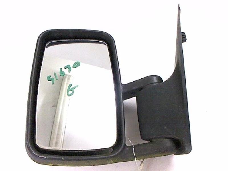 Retrovisor izquierdo