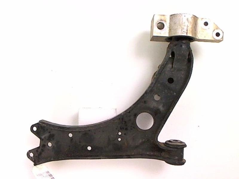 Triangle inferieur avant gauche