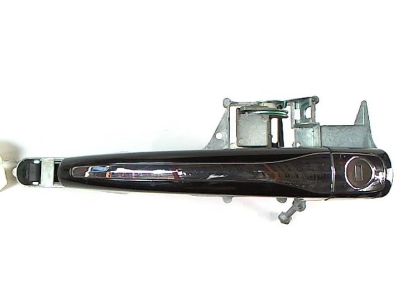 Poignee porte avant gauche