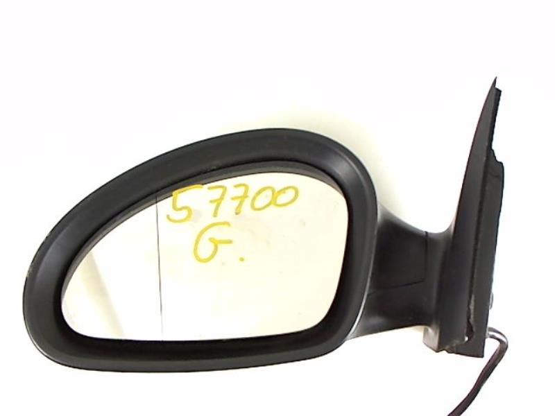 Retrovisor izquierdo