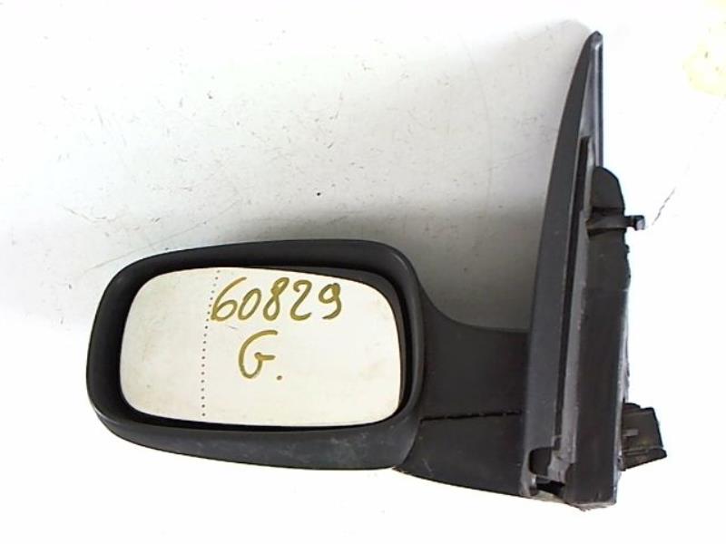 Retrovisor izquierdo