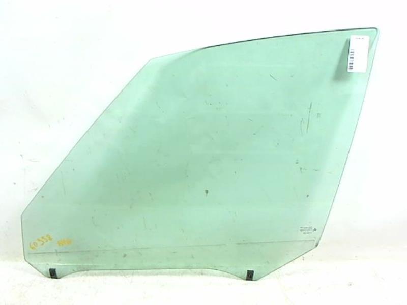 Vitre avant gauche