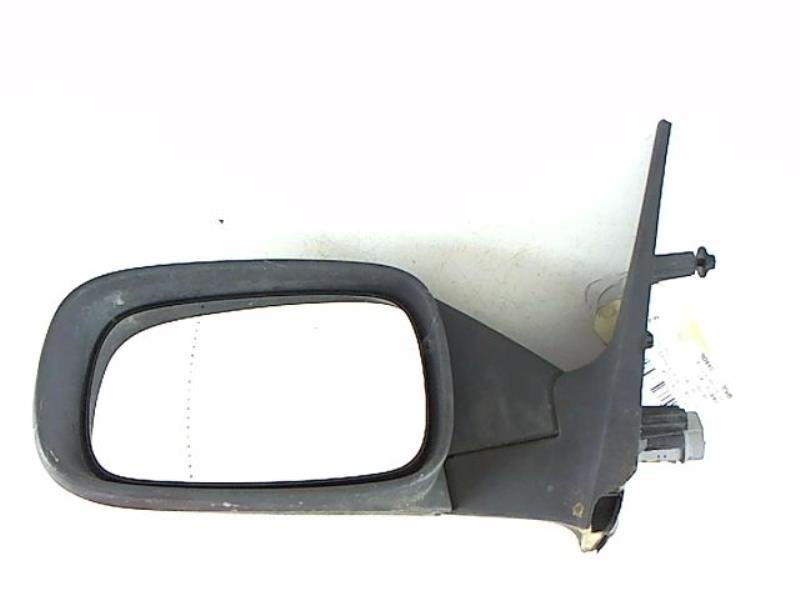 Retrovisor izquierdo
