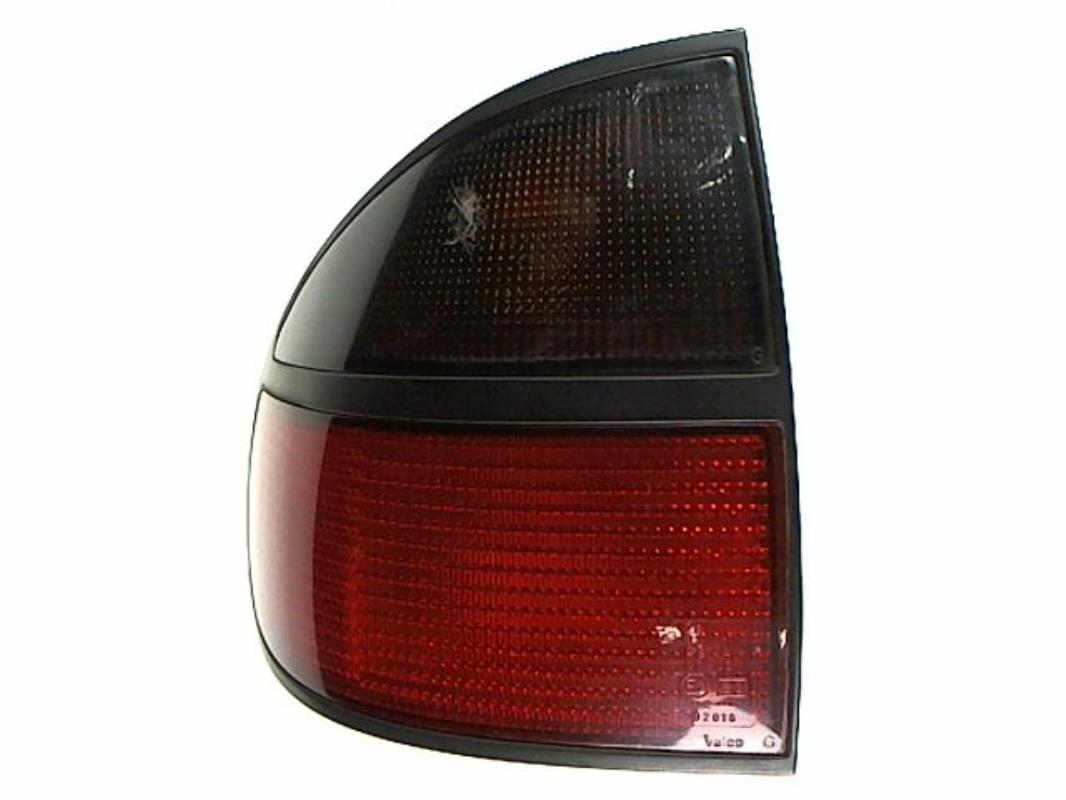 Fanale posteriore principale sinistro (luci)