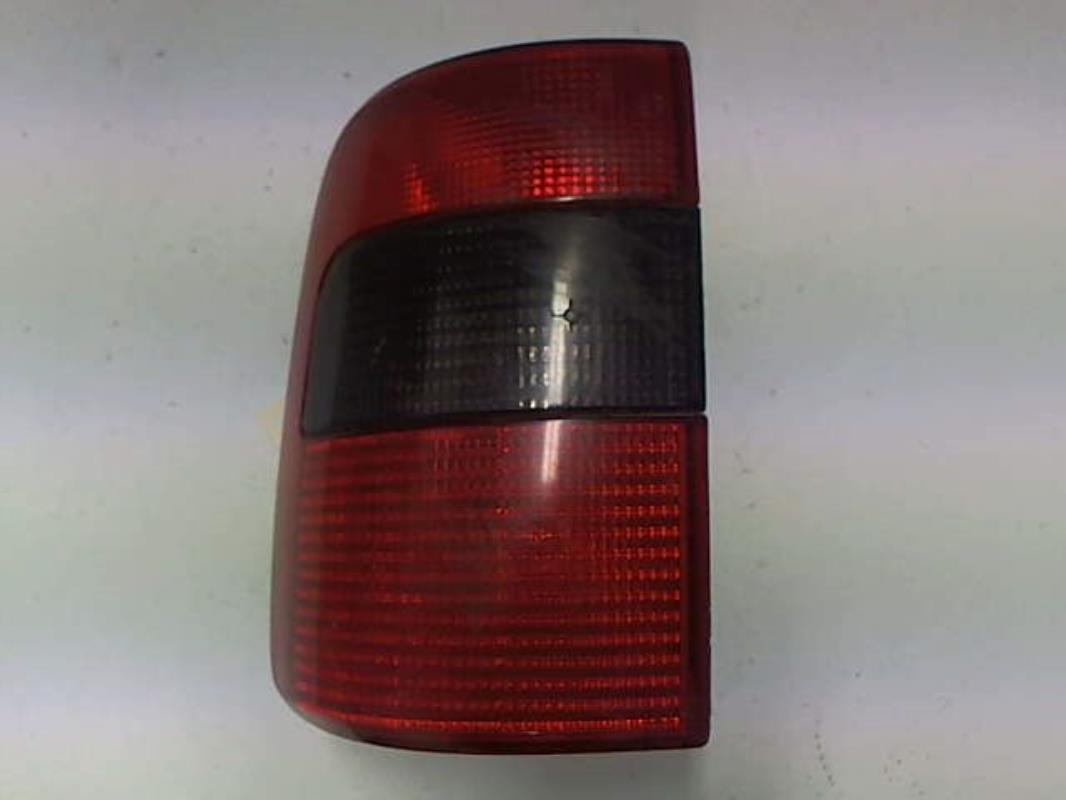 Fanale posteriore principale sinistro (luci)