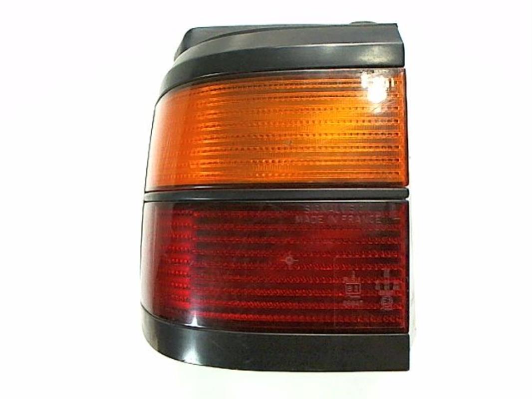 Fanale posteriore principale sinistro (luci)