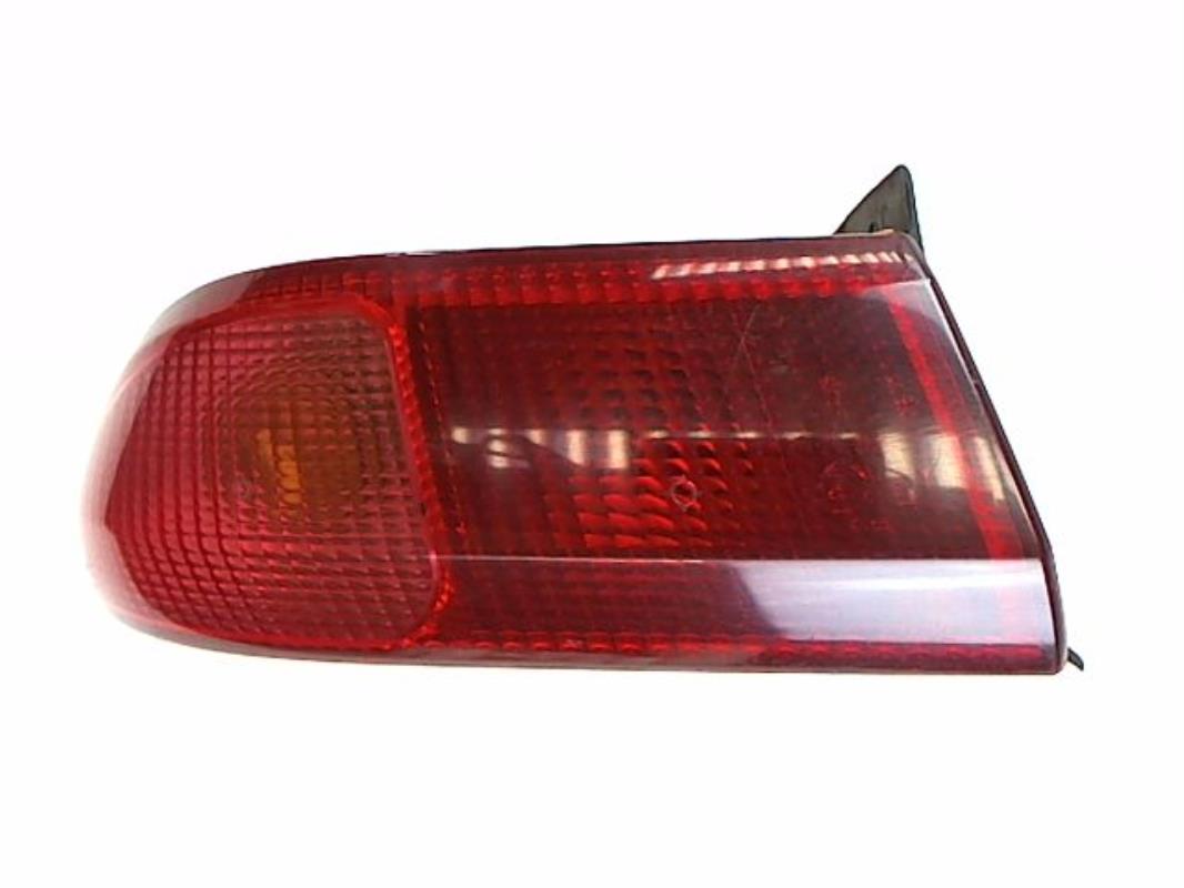 Fanale posteriore principale sinistro (luci)