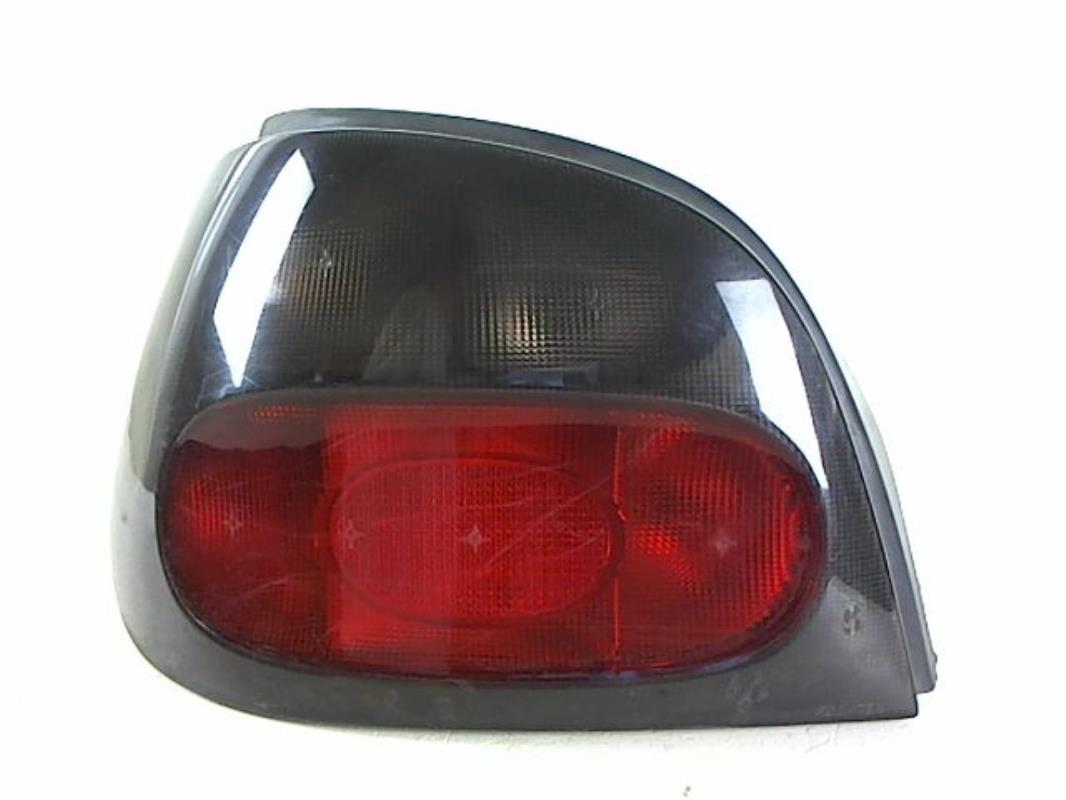 Fanale posteriore principale sinistro (luci)