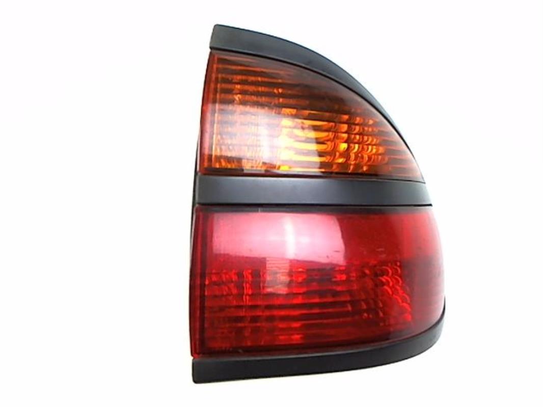 Fanale posteriore principale destro (luci)